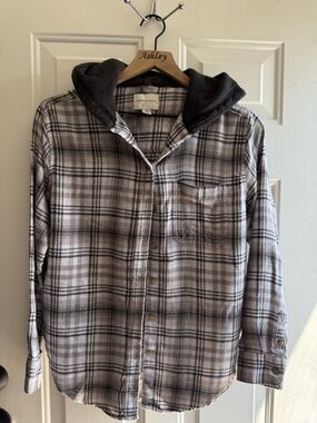 American Eagle Hooded Plaid Button-Up Shirt Jacket - Grey/Black Plaid